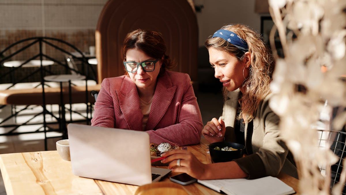 Navigating the Digital Age: How Online Certification Courses Are Reshaping Professional Development in the United States