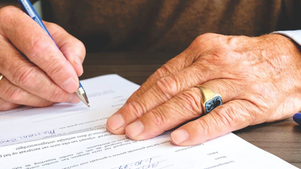 Elderly Care Options in the United States: Navigating Financial, Legal, and Supportive Services for Your Aging Loved Ones