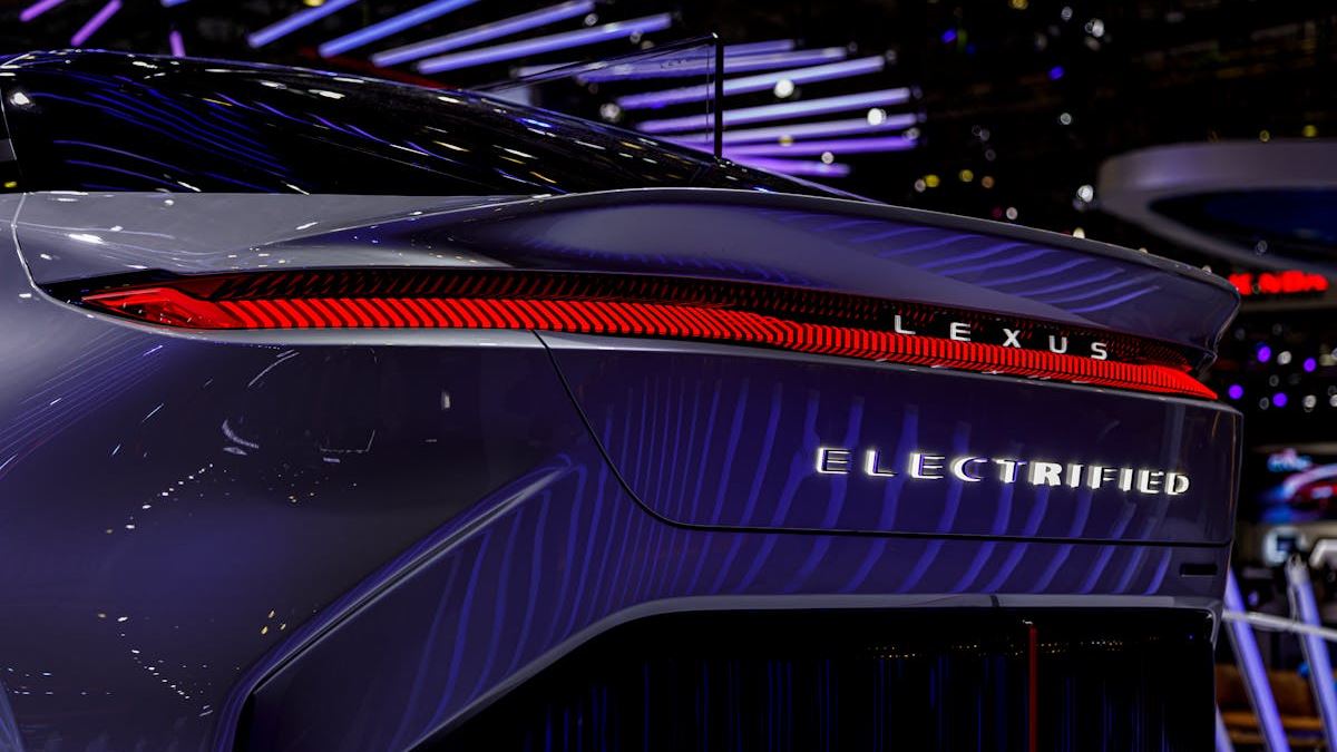 Why the Best Hybrid Cars Are the Smart Choice for American Drivers in 2024