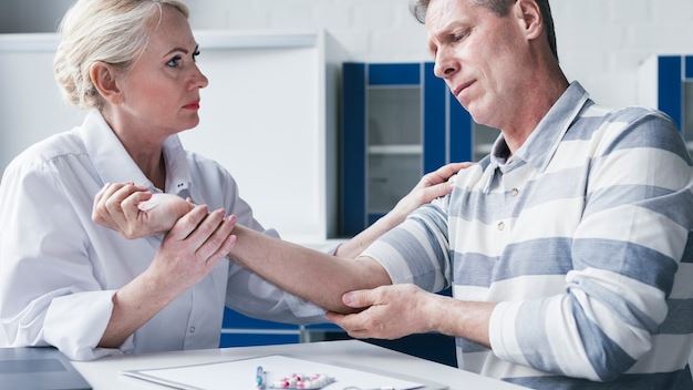 Understanding Your Rights: How an Experienced Injury Lawyer Can Maximize Your Compensation after an Accident