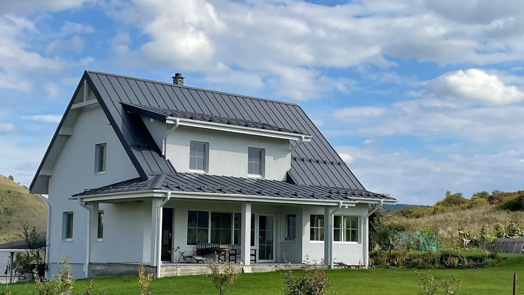 Top Factors to Consider When Selecting Home Solar Installation Companies in the United States