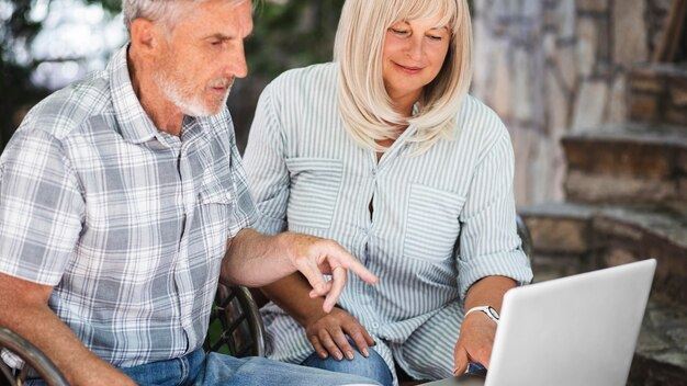 How To Get Cheap Cable And Internet For Seniors
