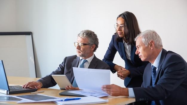 The Comprehensive Guide to Investment Advisors: Unlocking Expert Strategies for Financial Growth