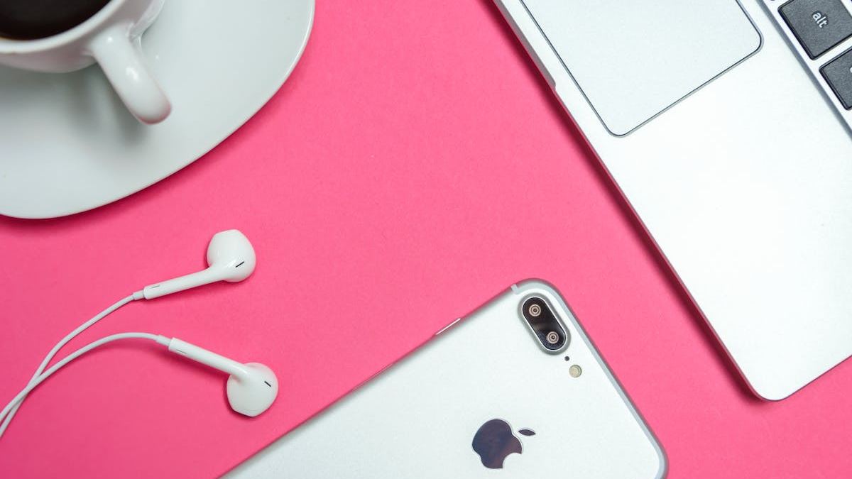 Why iPhones Remain the Top Choice for American Consumers in 2023