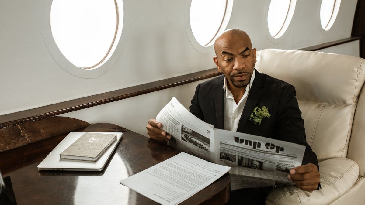 Navigating the Benefits and Challenges of Fractional Jet Companies in the United States: A Comprehensive Industry Guide