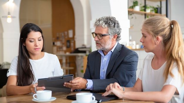 Financial Advisor: Your Essential Guide to Expert Financial Planning in the UK