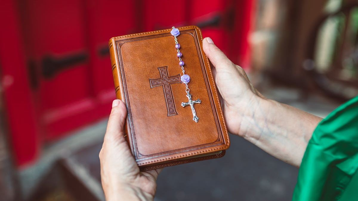 Financial Wisdom with Faith: Insights from a Christian Financial Expert in the United States