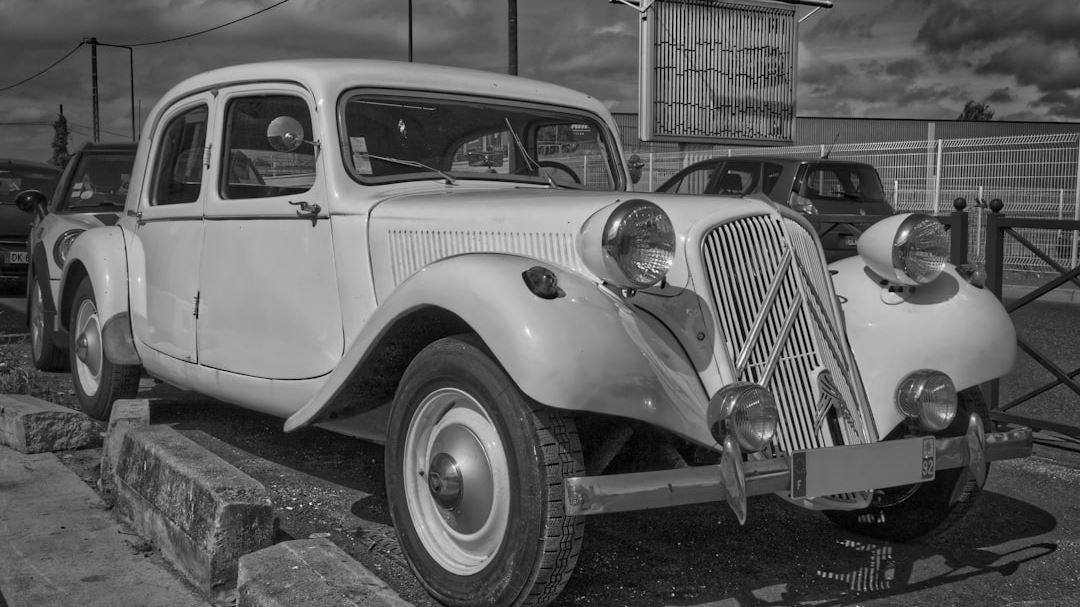 The Growing Popularity of Old Car Sale Platforms: Trends and Market Dynamics in the United States