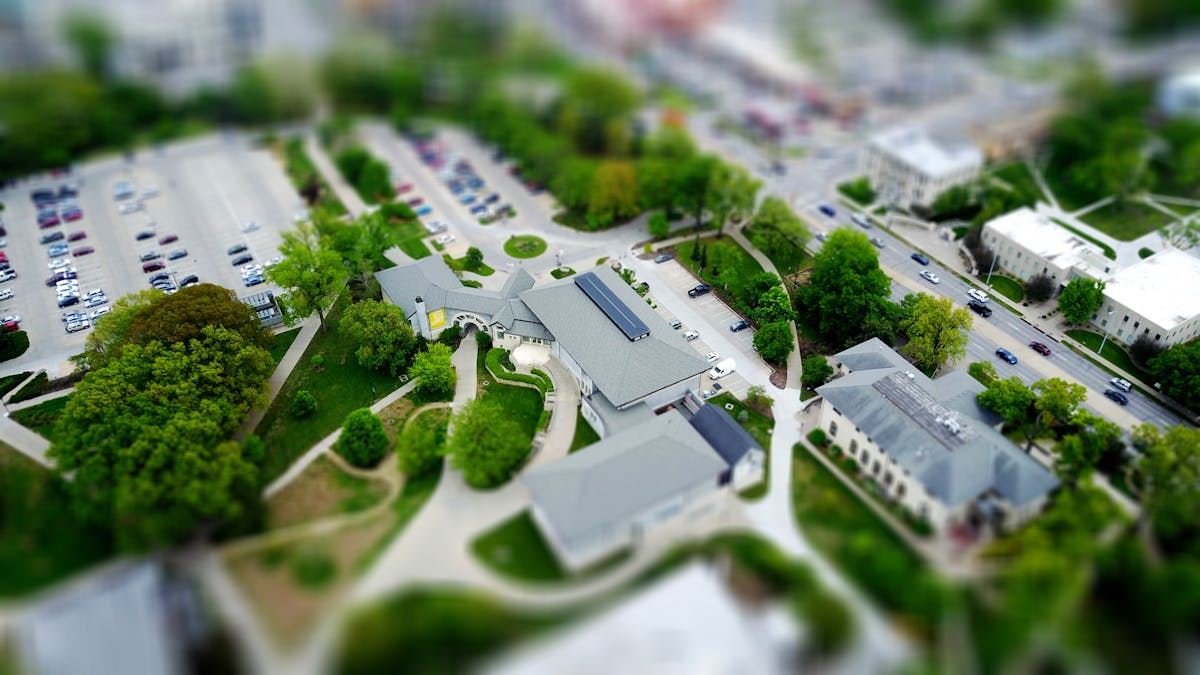 Evaluating the Best Top Rated Solar Panels for Residential and Commercial Applications in the US
