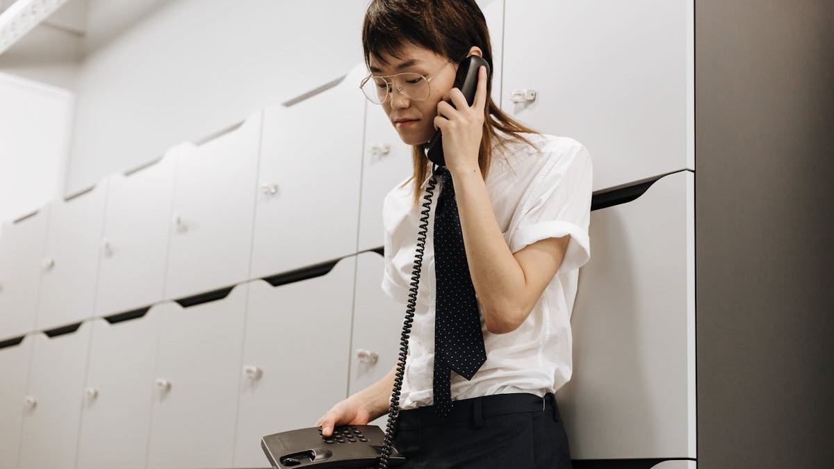 Why Small Businesses Should Invest in Call Center Software: A Strategic Perspective
