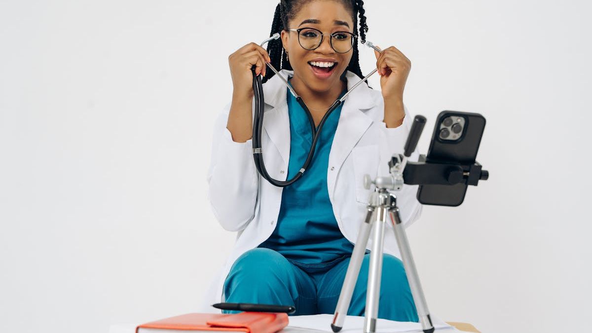 The Future of Nursing: How a Family Nurse Practitioner Degree Online Is Transforming Healthcare Access in the United States