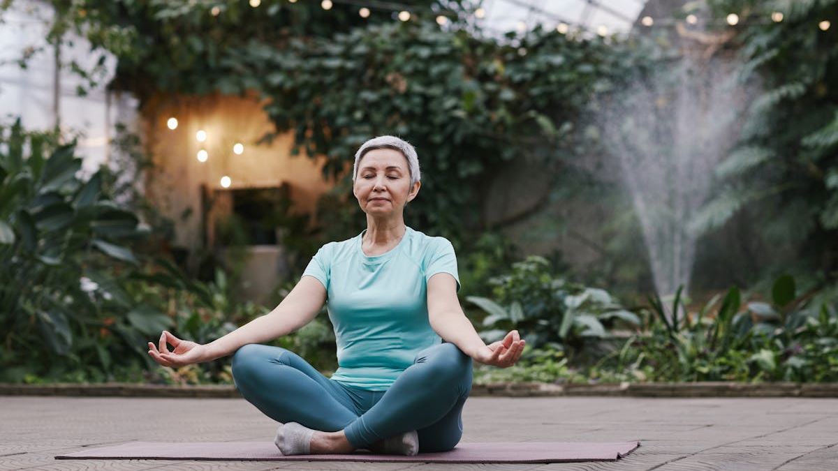 Effective Dietary Choices: Best Foods for Constipation in Seniors