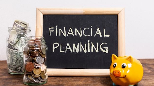 Comprehensive Guide to Effective Tax Saving Strategies for Americans in 2024