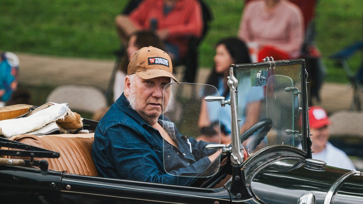 Smart Strategies to Secure Affordable Car Insurance for Seniors Near Me