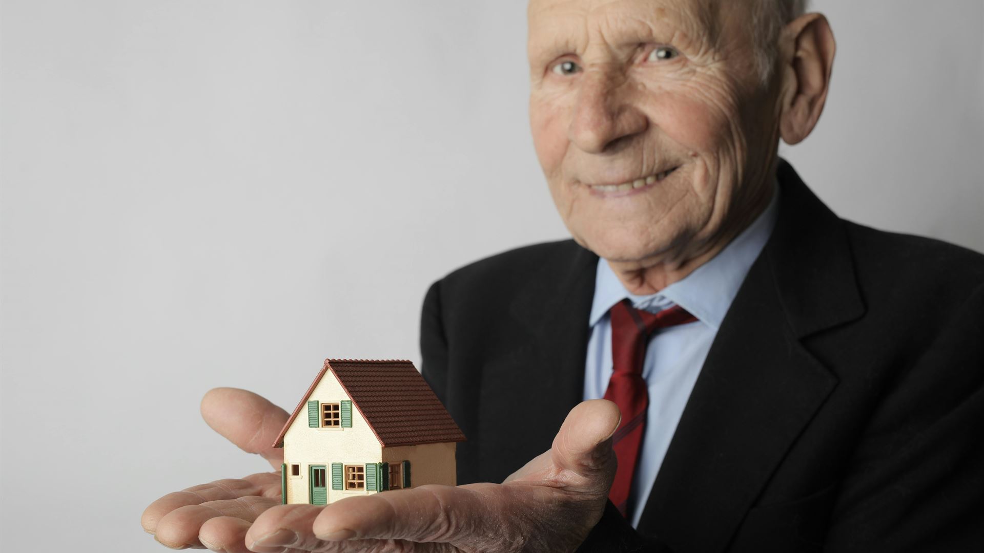 Strategic Retirement Investment Planning: Building a Secure Future in the United States