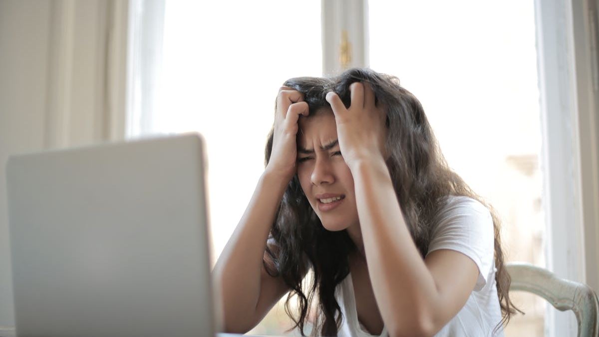 Identifying Anxiety Symptoms: Signs, Causes, and Effective Strategies for Relief