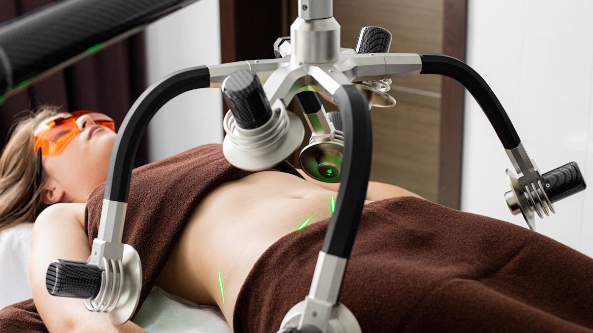 The Complete Guide to Laser Clinics in the United States: Ensuring Safety, Effectiveness, and Satisfaction