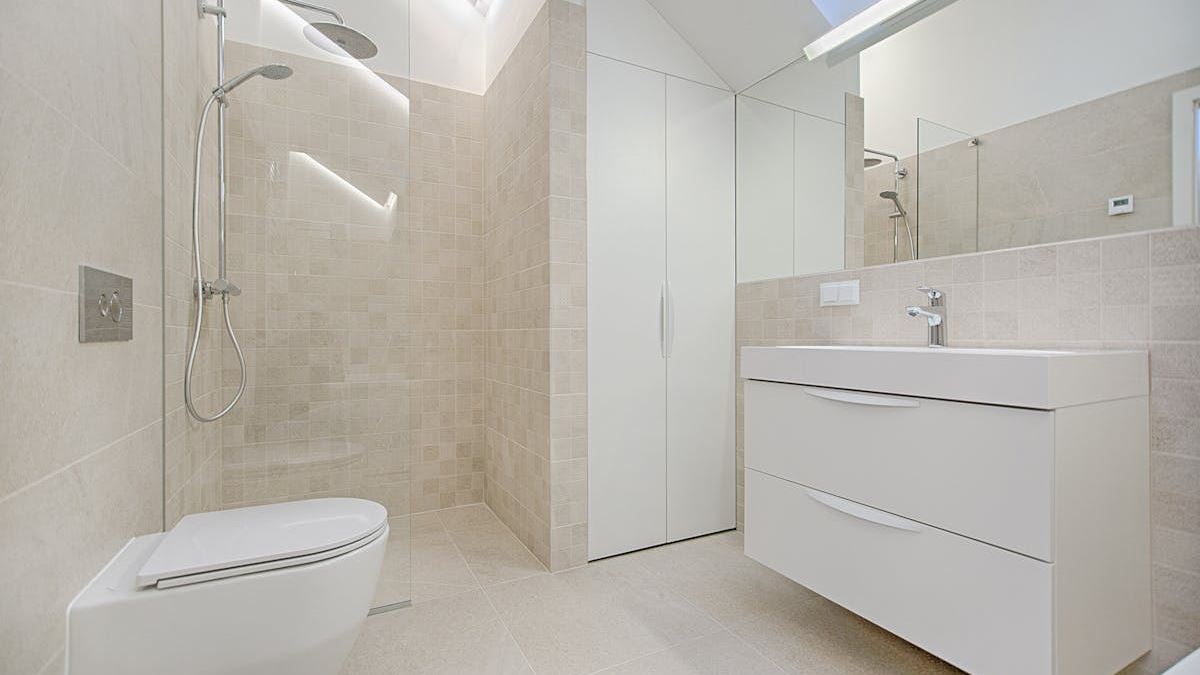Tips for Hiring Affordable and Skilled Tile Installers