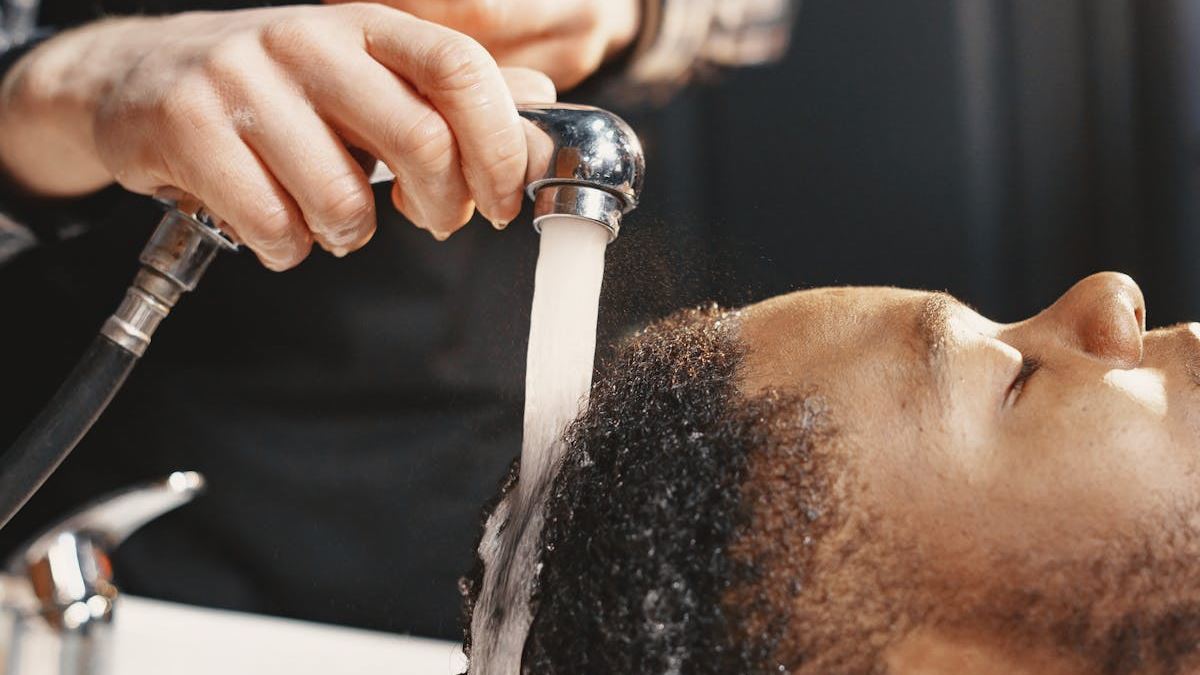 Effective Strategies to Relieve an Itchy Scalp and Promote Healthy Hair