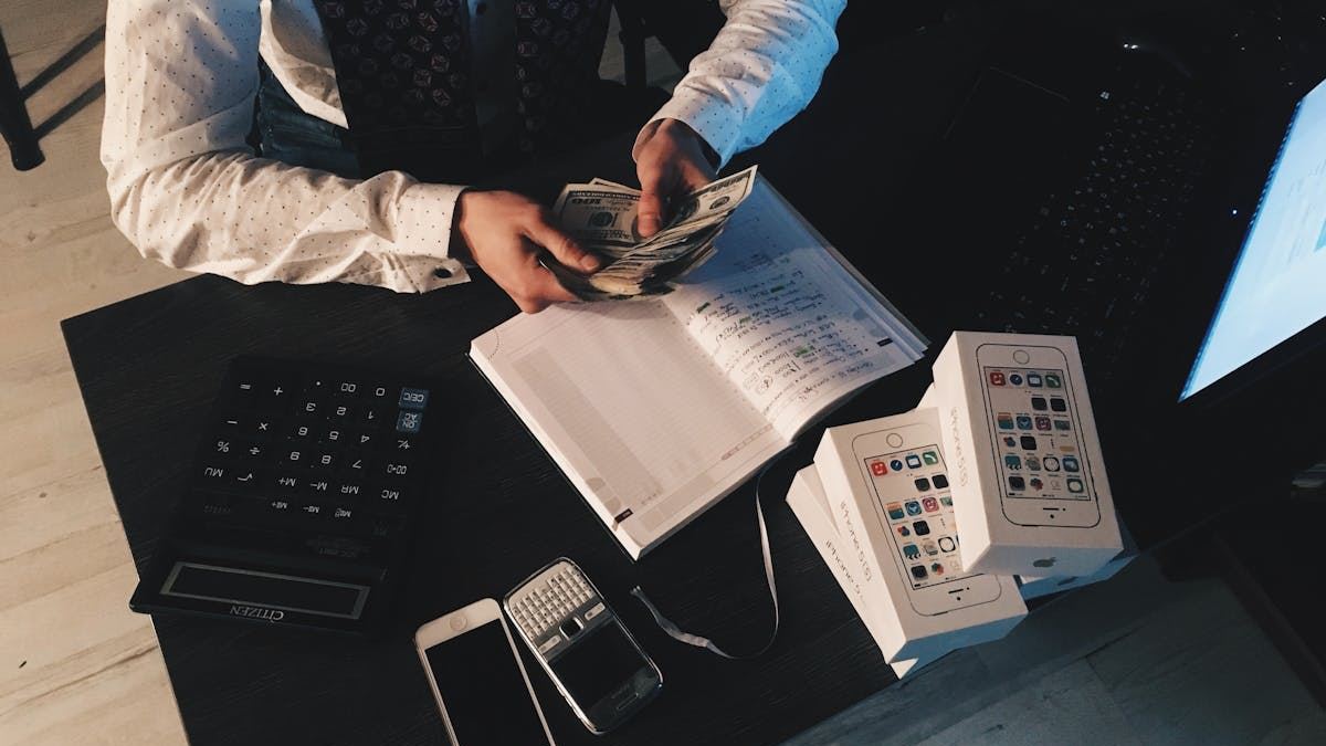 Top Tips for Finding the Best Financial Advisors Near Me for Investment Success in the United States