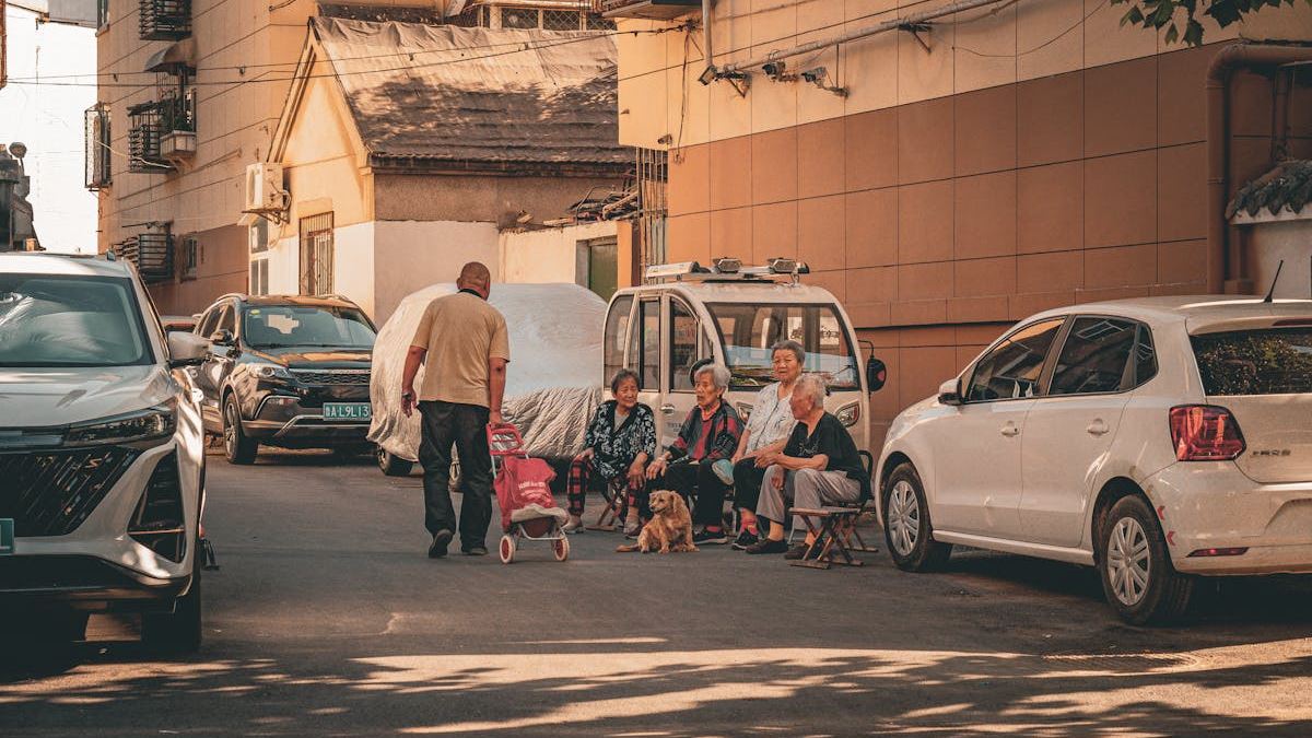 Top 10 SUV Crossovers for Seniors in the US: Prices, Features, and Buying Tips