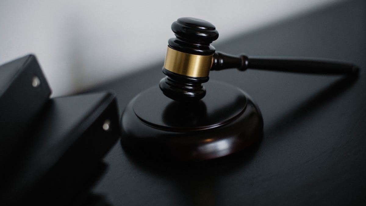 Breaking Down the True Cost of Hiring a DUI Lawyer in the US