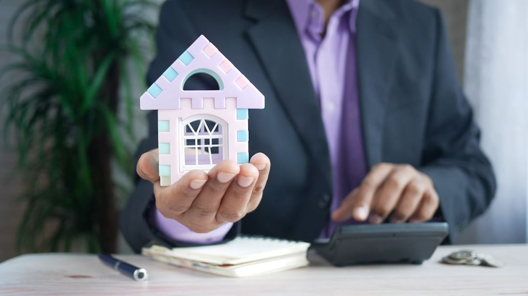 Comparing Mortgage Refinance Rates: Strategies for U.S. Homeowners in Today’s Market