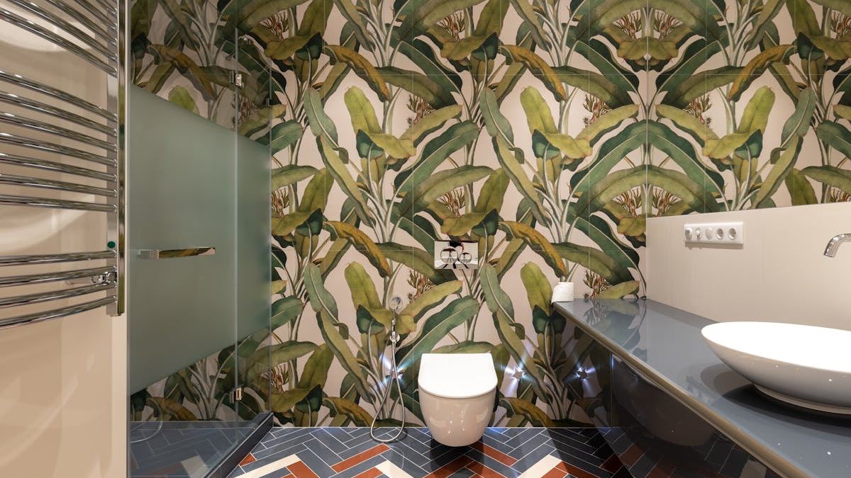 The Ultimate Guide to Hiring Bathroom Upgrade Specialists for a Seamless Renovation Experience in the United States