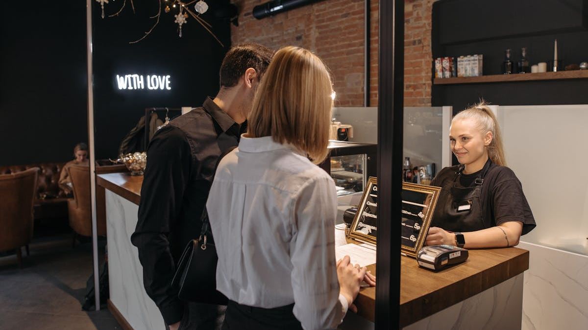 Optimizing Small Restaurant Operations with the Right POS System