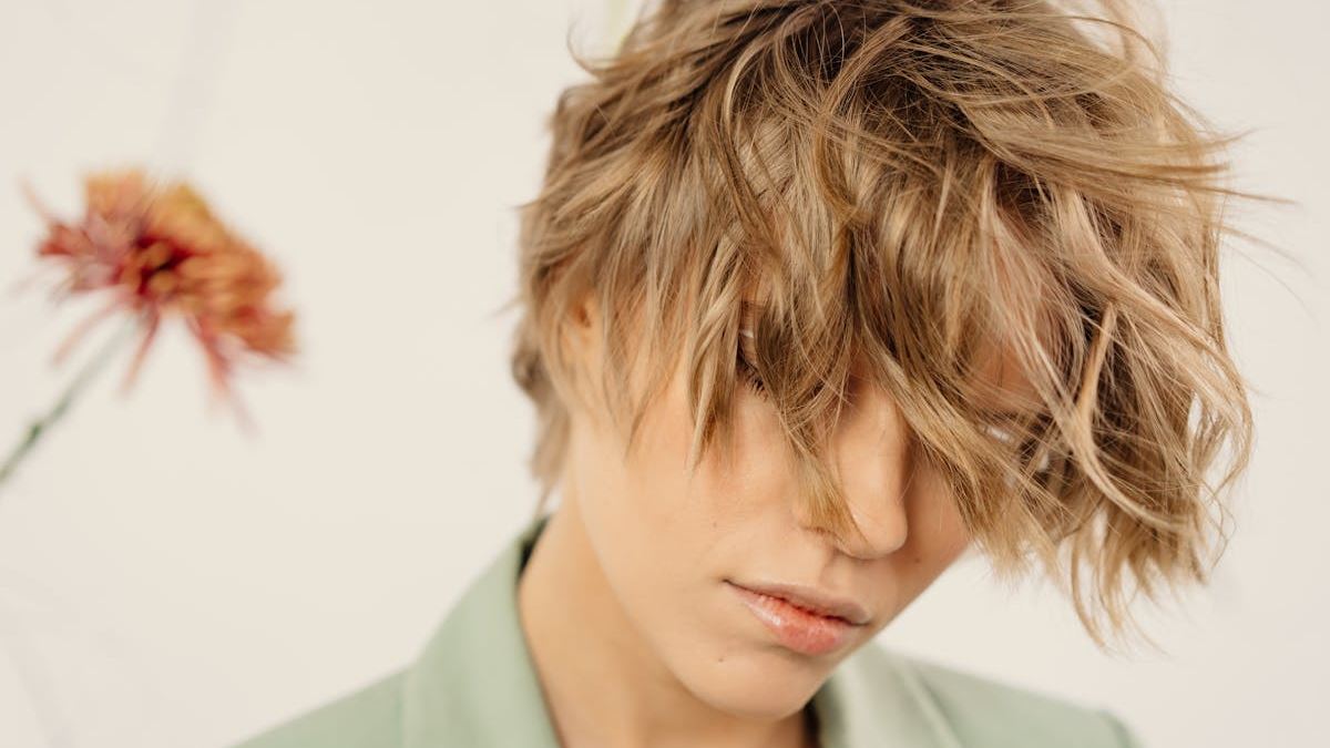 The Rise of nn10 Stylish Haircuts for Women Over nn70: A Fresh Take on Aging Gracefully