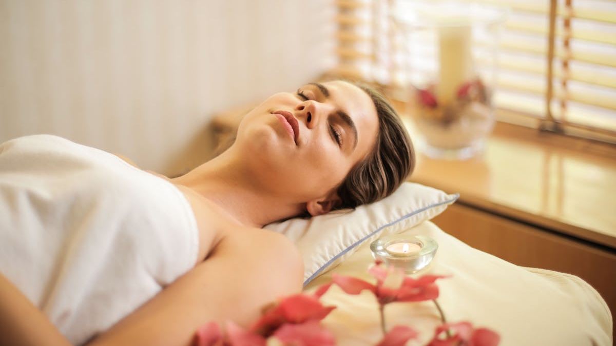 Managing Psoriasis Scalp: A Holistic Approach to Treatment and Lifestyle Changes