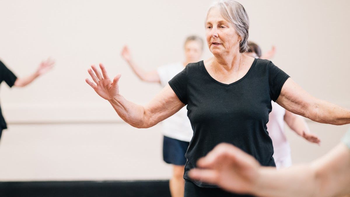 Transform Your Look: Top Thin Hairstyles for Women Over 60 That Combine Elegance and Ease