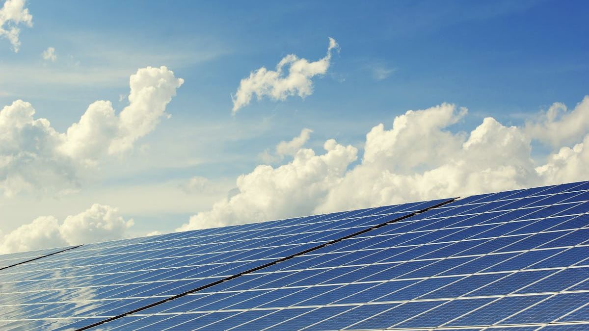 Finding the Perfect Solar Panels Caravans Near Me: Your Complete Roadmap to Eco-Friendly Travel