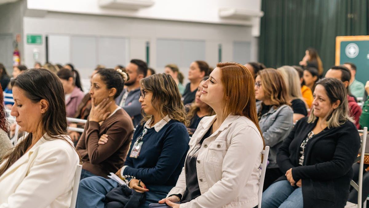 Transforming Professional Skills: The Impact and Best Practices of Virtual Educational Workshops Online in the United States