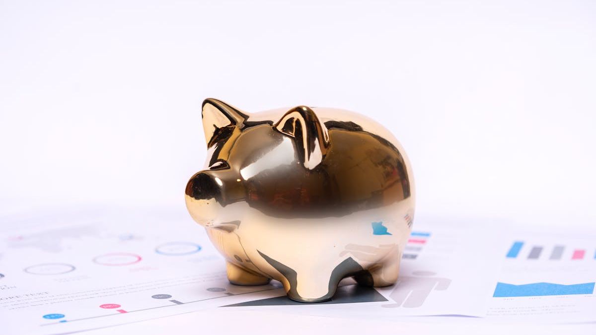 Maximize Retirement Security with Invest Gold IRA Strategies in the U.S.