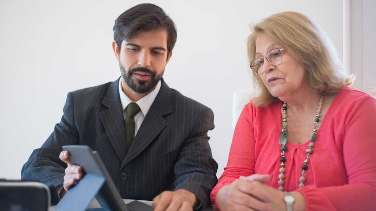 Maximizing Your Financial Future: The Role of Investment Services in Retirement Planning