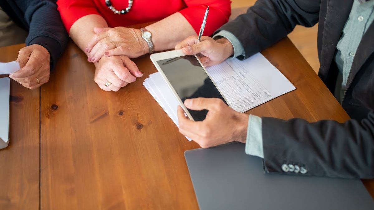 Maximizing Your Financial Potential with Expert Financial Advisor Services in the United States