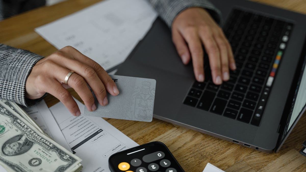 Maximizing Your Savings: How to Choose the Best Interest Accounts in the United States for 2024