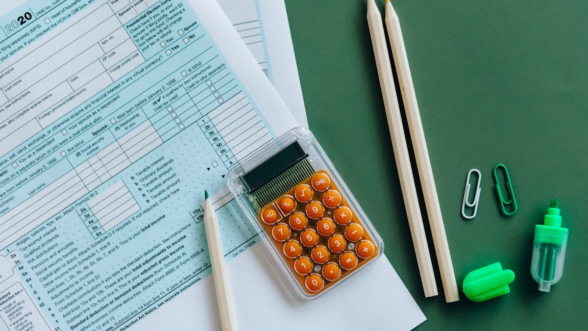 Maximize Your Refund and Minimize Your Stress: Using a Federal Tax Calculator Effectively in the U.S.