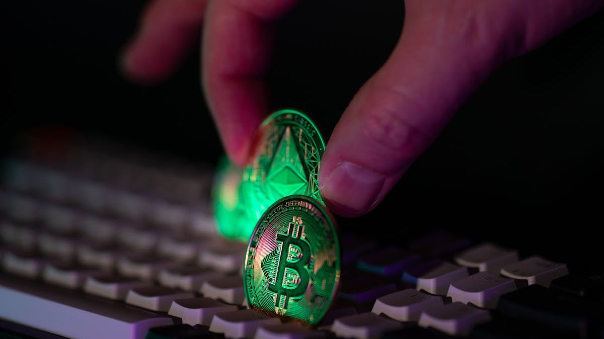 A Deep Dive into Online Fraud Detection Technologies and Legal Frameworks in the United States
