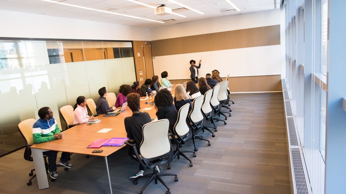 Driving Innovation: The Essential Guide to Choosing Technology Training Courses for Business Professionals in the US