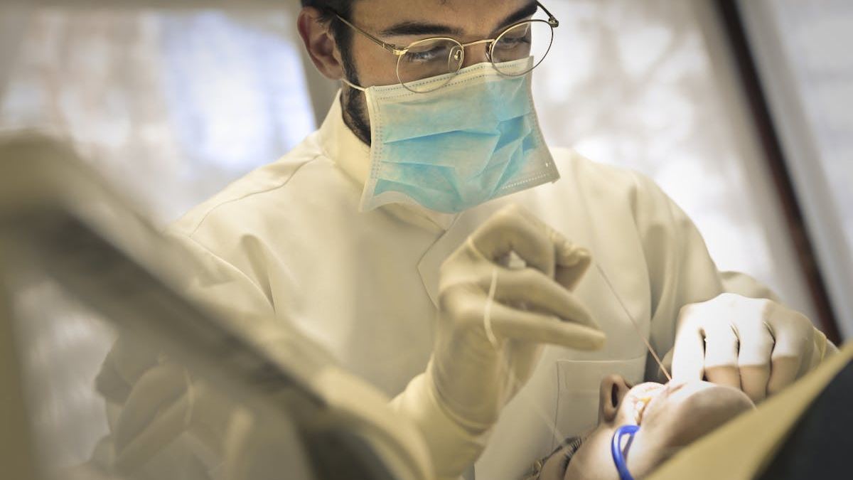 Evaluating the Safety and Effectiveness of Laser Eye Surgery in the United States