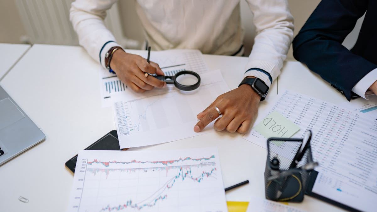 How to Choose the Best Investment Firms Near Me for Your Financial Goals