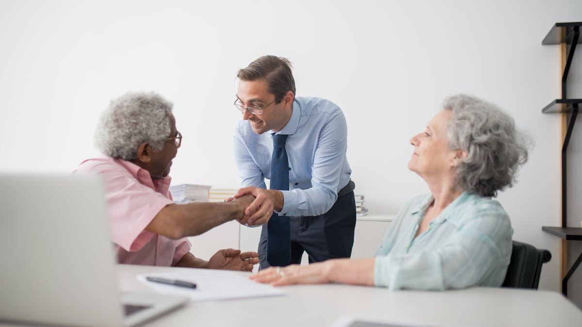 Navigating Hearing Insurance Options for Seniors: A Complete Resource in the United States