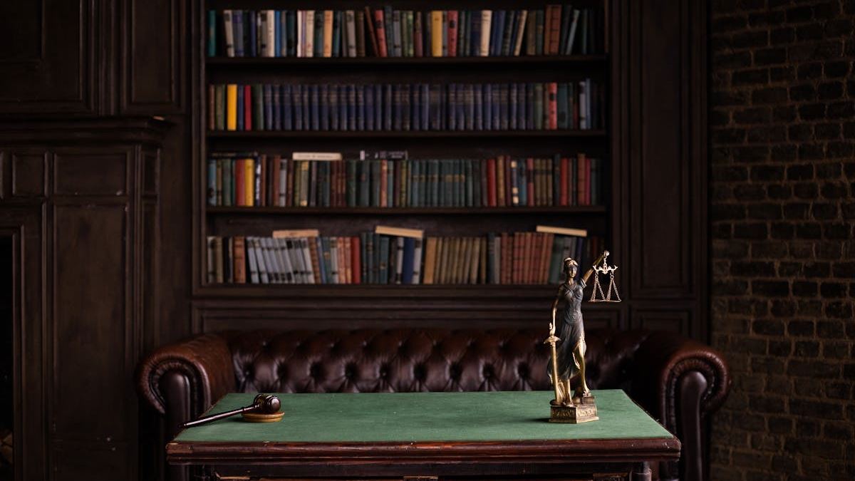 Understanding the Role of a Lawyer in the United States Legal System