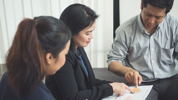 Navigating the Benefits and Limitations of General Liability Insurance for Small Business Owners