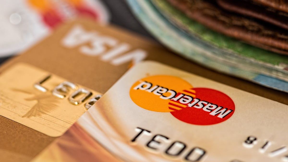 Comparing the Best Credit Cards Cashback Programs: Find the Perfect Match for Your Spending Habits