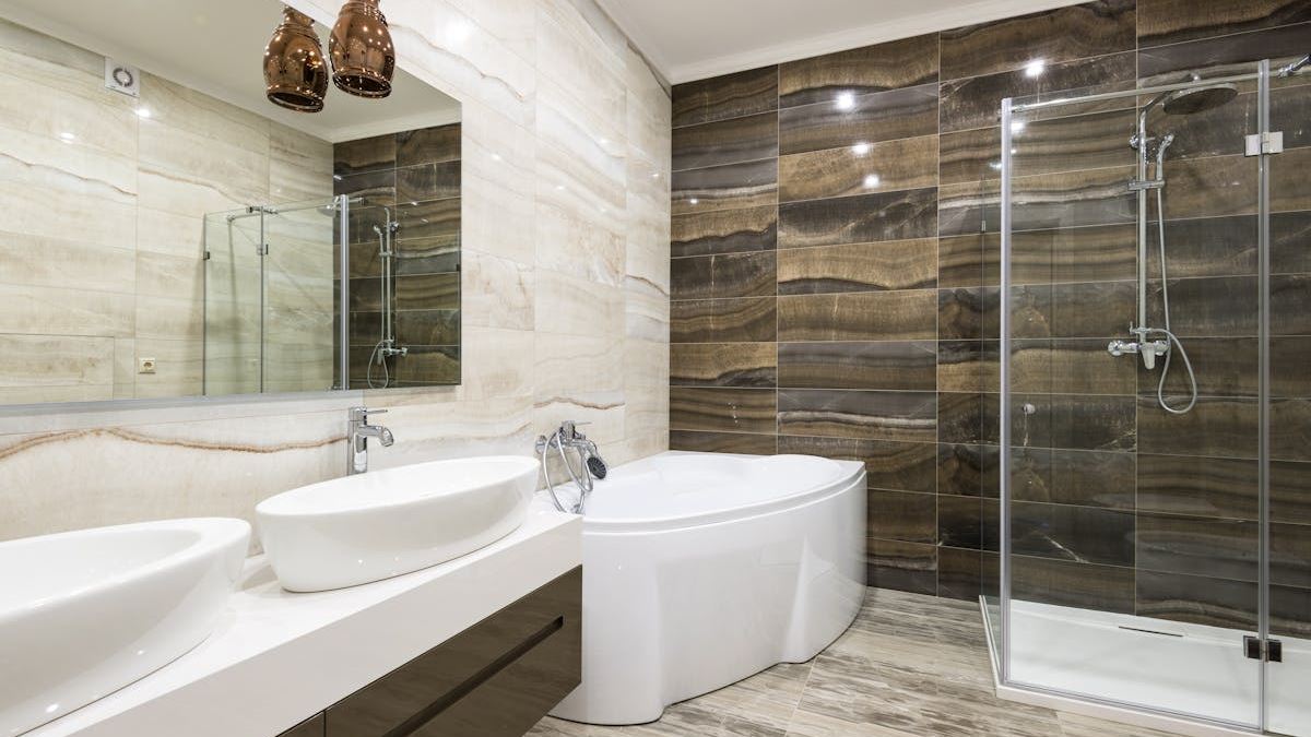 Top Strategies for Selecting a Custom Home Renovation Plumbing Contractor in the United States