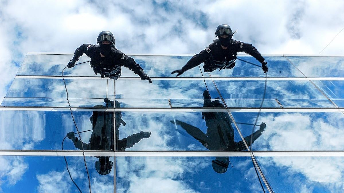 Top 10 Best Cloud Security Tools for 2024: Protecting Your Data in the Sky