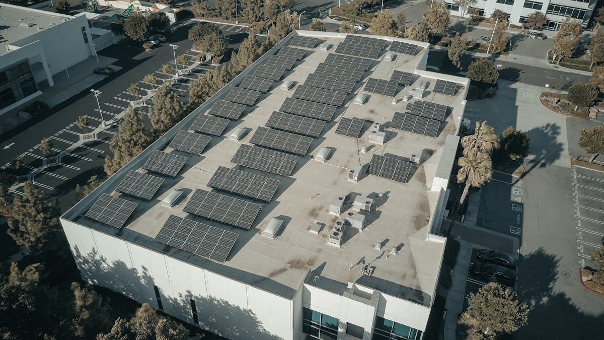 Evaluating the Top 10 Best Solar Panel Companies in the United States: A Detailed Analysis